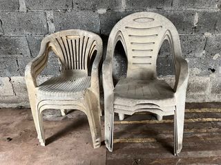 Sillas de plástico apilables (beige)