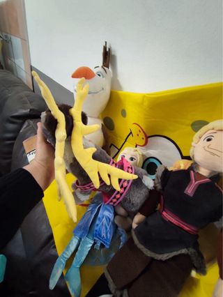 Bambole Frozen Elsa Kristoff Anna Olaf Sven