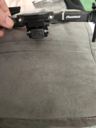 Dron E88 NOVA Inteligente Negro