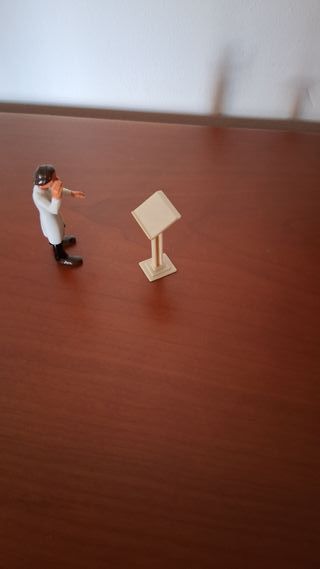 Exin Castillos - Barbeiro e Púlpito