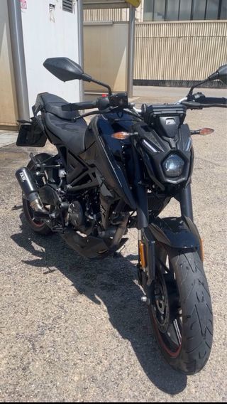 Moto Voge 125 R Negra