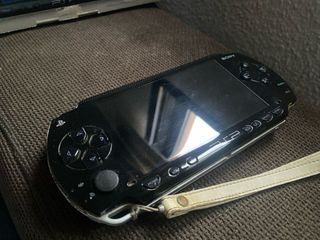 Sony PSP-1004 Value Pack Negra