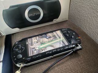 Sony PSP-1004 Value Pack Negra