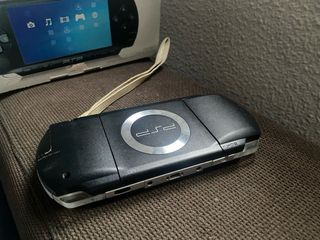 Sony PSP-1004 Value Pack Negra