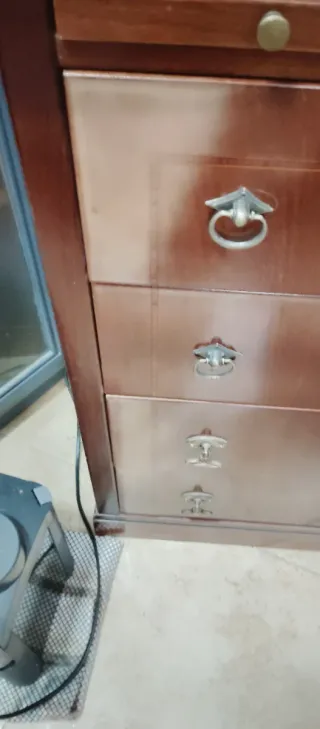 Escritorio  Mueble de madera marrón