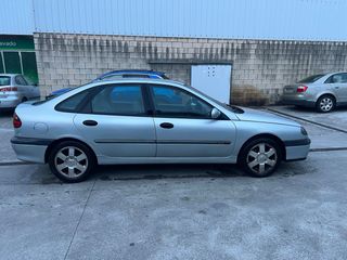 Renault Laguna 2000