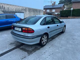 Renault Laguna 2000