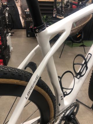 Bici Gravel Lapierre Blanca Precio normal 6.000€
