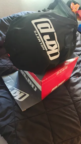 Casco Moto Jet Negro con Visera Transparente