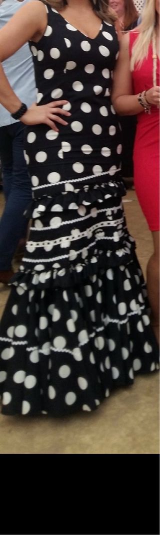 Traje Flamenca Micaela Villa Lunares