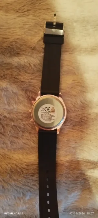 Reloj Geneva Negro y Dorado Nuevo