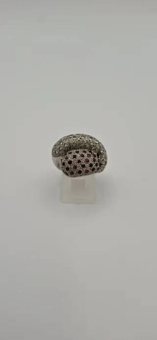 Anillo Oro Blanco 18K Rubíes y Circonitas