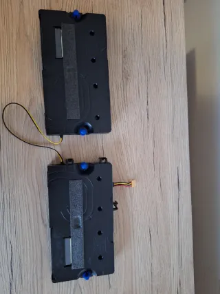 Componentes del Smart TV Samsung UE55AU7105KXXC