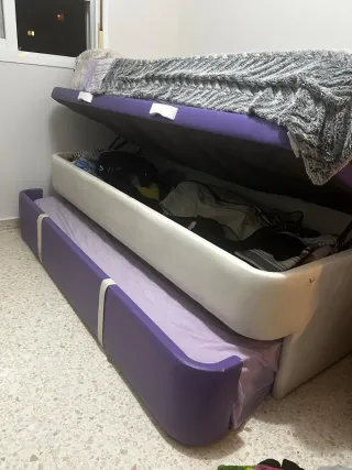 Cama infantil doble con canapé