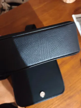 Bolso bandolera de piel negro