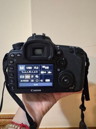 Cámara Canon EOS 7D Mark II Profesional