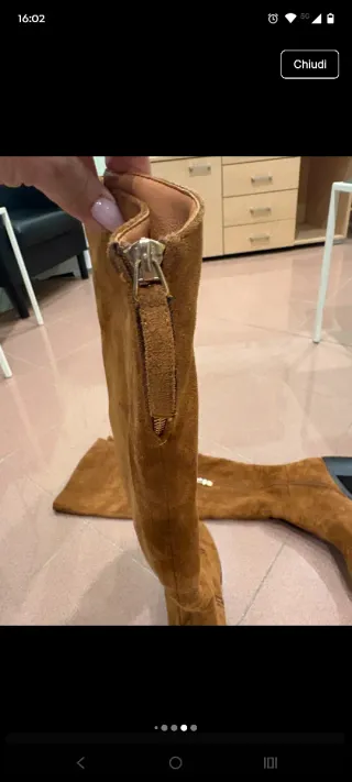 Stivali alti marroni