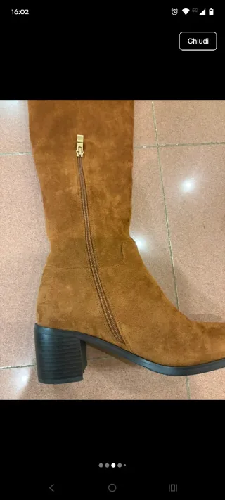 Stivali alti marroni