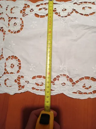 Centrino fatto a mano in tessuto