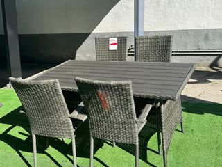 Nueva terraza de mesa + 4 sillas