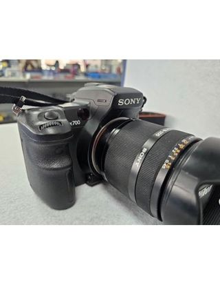 Camara SONY A700 con Objetivo 18-200mm