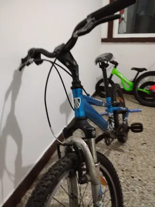 Bicicleta Trek MT60 Azul