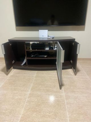 Mueble TV moderno curvo