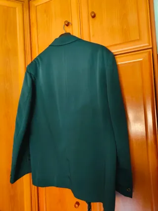 Americana verde hombre