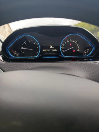 Peugeot 2008 1.6 ehdi sin adblue