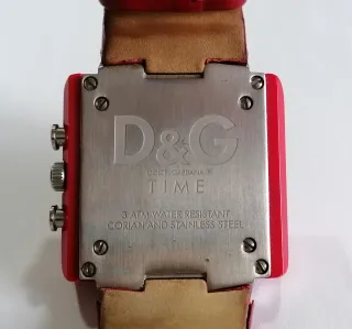 Reloj D&G Cuadrado Rojo