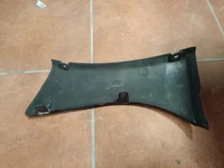 Tapas laterales/bajos Yamaha TMax 500 año 2004