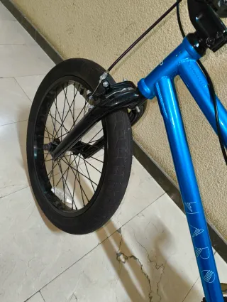 Bicicleta BMX Haro Azul