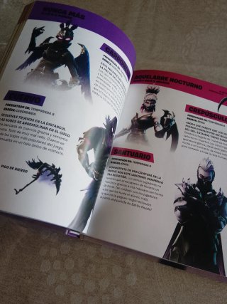 Libro Oficial Fortnite: Trajes de Coleccionista