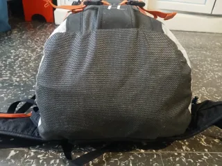 Zaino leggero per alpinismo