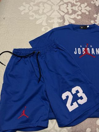 Camiseta y pantalón corto  Azul Talla M