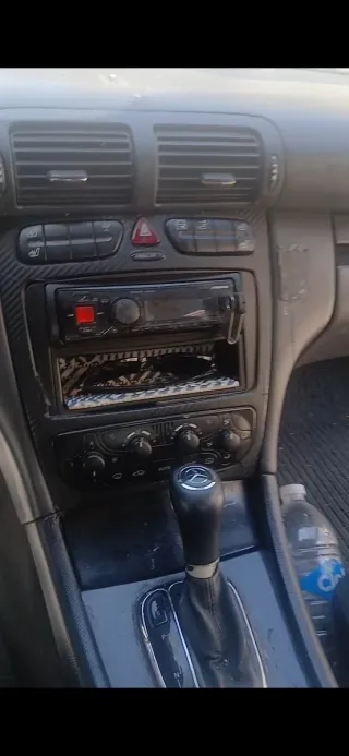 Mercedes-Benz Clase C 2004