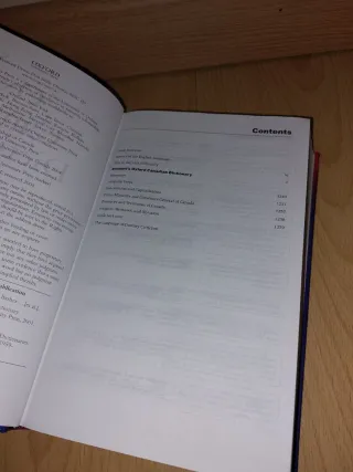 LIBRO - Oxford Canadian Dictionary - ENGLISH
