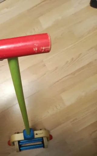 Sonajero Empujable Madera Imaginari