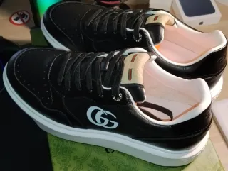 Zapatillas Gucci Negras y Blancas