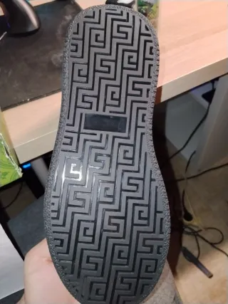 Zapatillas Gucci Negras y Blancas