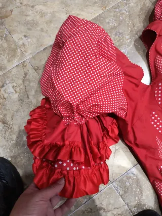 Bata Rociera Roja y Blanca Medidas: