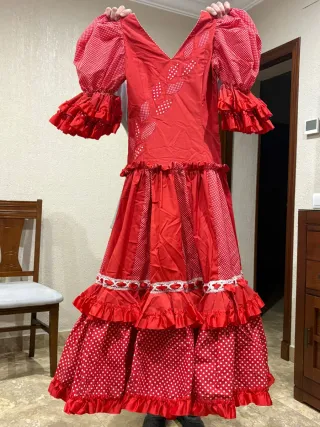 Bata Rociera Roja y Blanca Medidas: