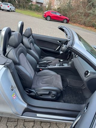 Audi TT Roadster S line 1.8 TFSI – 2012 impecable