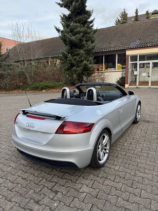 Audi TT Roadster S line 1.8 TFSI – 2012 impecable
