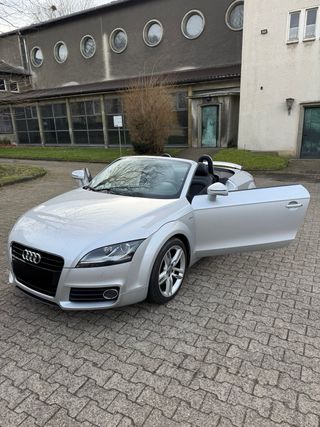 Audi TT Roadster S line 1.8 TFSI – 2012 impecable