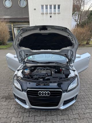 Audi TT Roadster S line 1.8 TFSI – 2012 impecable