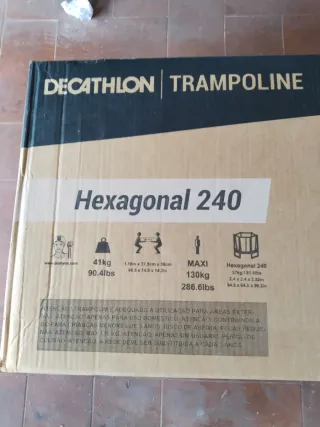 Cama elástica con red de seguridad