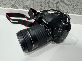 Cámara Canon EOS 80D + Lente 18-135mm