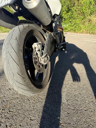 Ducati Monster 696