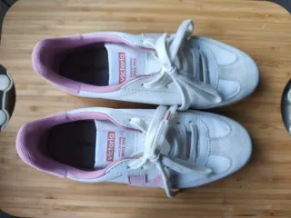 Zapatillas Victoria Blancas y Rosas talla 37
